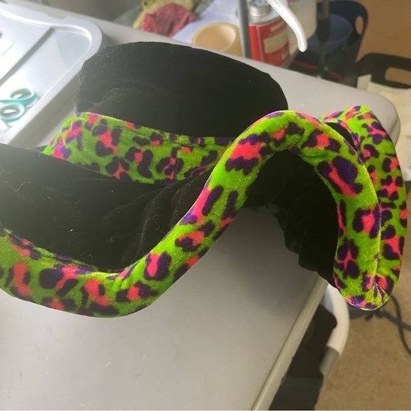 Elope Colorado Springs Festival Hat One Size | Color: Black, Green, Pink | Anima - Picture 3 of 6